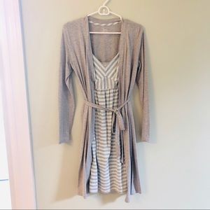 Maternity/nursing nightgown with matching robe